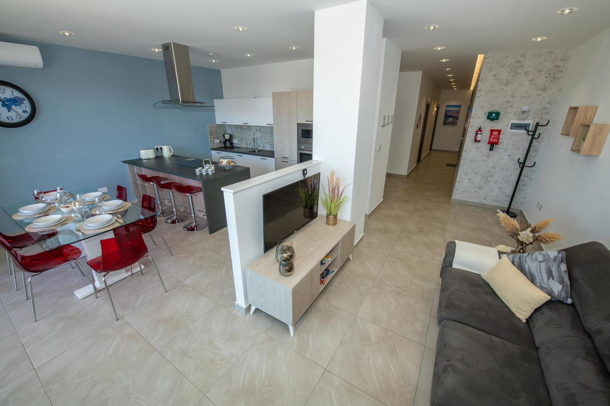 Clifftop Modern Apartment Mellieħa Εξωτερικό φωτογραφία