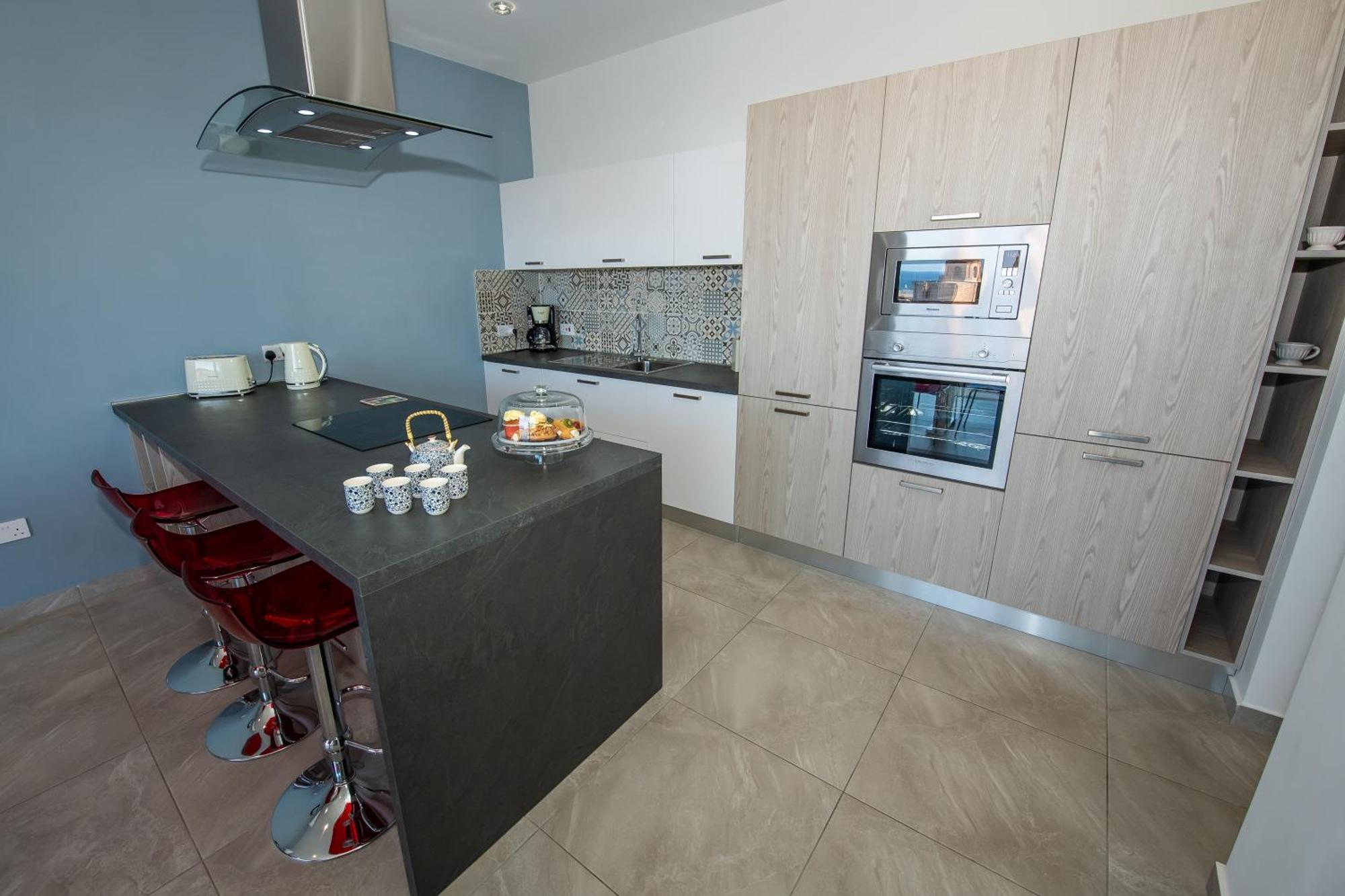 Clifftop Modern Apartment Mellieħa Εξωτερικό φωτογραφία