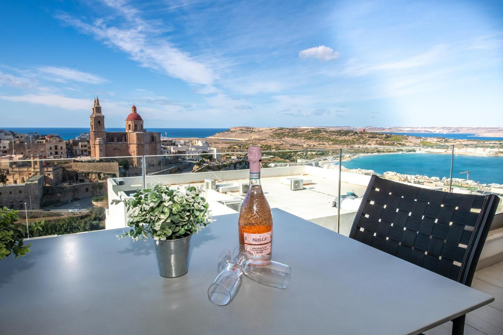 Clifftop Modern Apartment Mellieħa Εξωτερικό φωτογραφία
